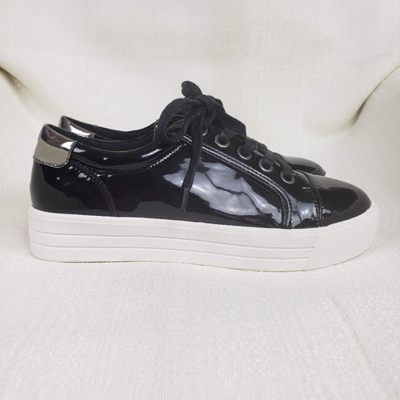 Limelight Baldwin Sneaker - Picture 1 of 5